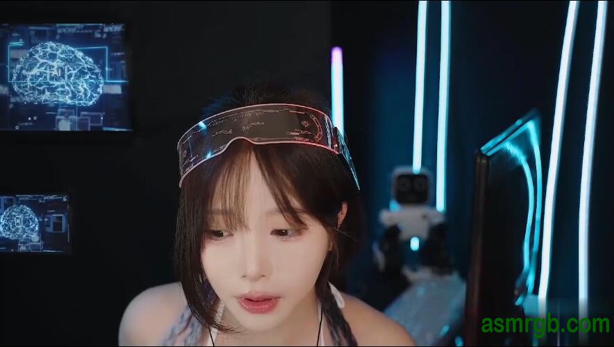 预览图:扮演人工智能-Yoon ying2025年2月2日作品,编号133