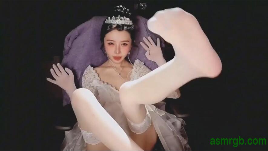 预览图:新年婚纱版吊带袜婚纱-aki秋水2025年2月7日视频,编号403